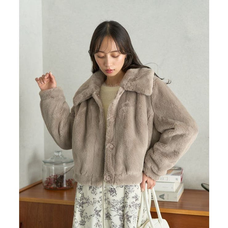 人気商品の中古品・新品・未使用品 ファーショートコート[品番：EMEW0046440]｜earth music&ecology ジャケット・アウター