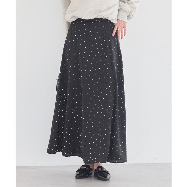 ブラック | サテンフレアスカート | earth music&ecology 