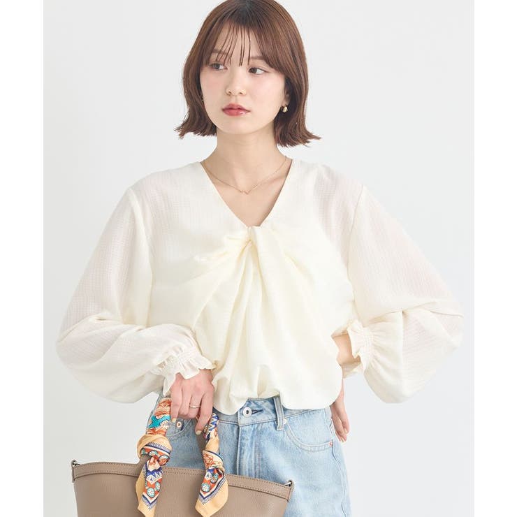 アイボリー | フロントツイストブラウス | earth music&ecology 