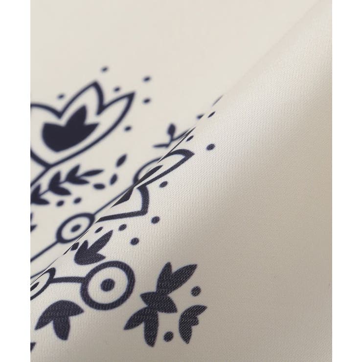 ボタニカル柄スカーフ(70×70) | earth music&ecology  | 詳細画像16 