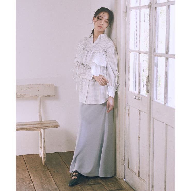 サテンフリルマーメイドスカート | earth music&ecology  | 詳細画像2 