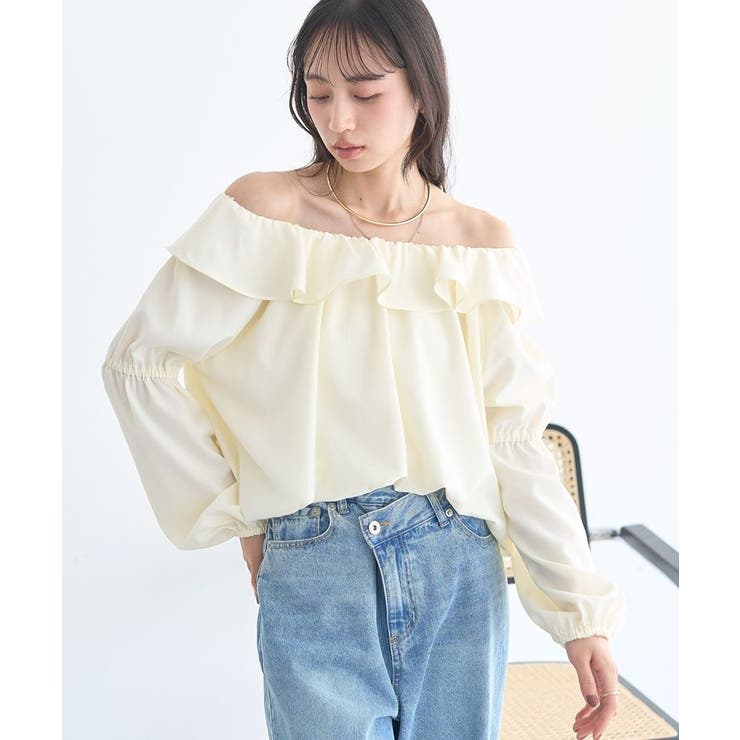 アイボリー | 2wayオフショルバルーンヘムフリルブラウス | earth music&ecology 
