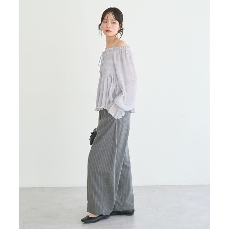 シャーリングフリルオフショルブラウス | earth music&ecology  | 詳細画像11 