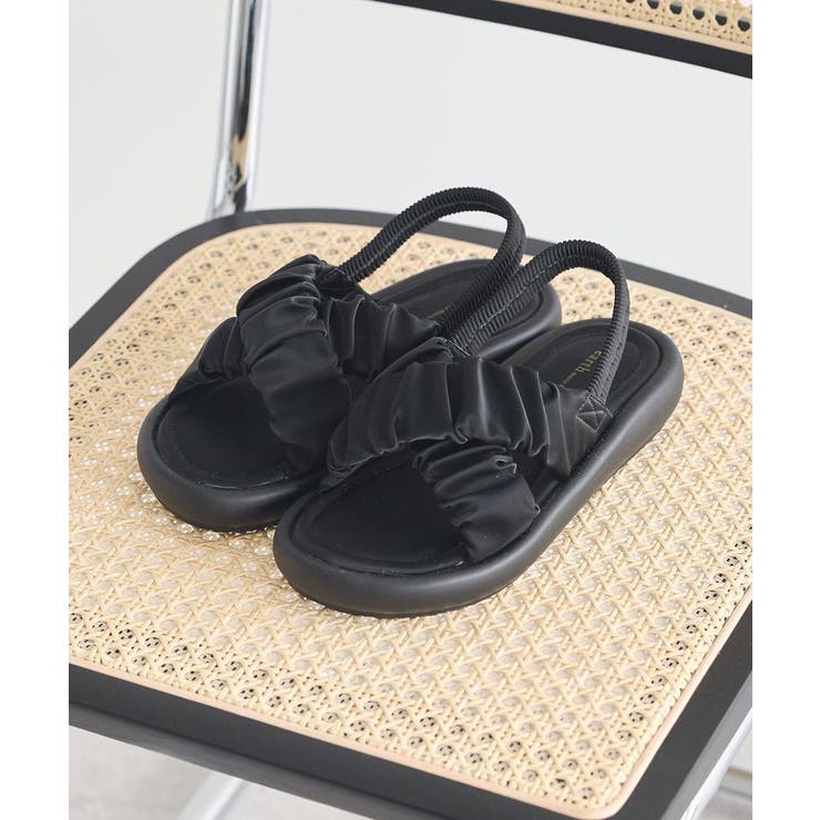 ブラック | ギャザークロスサンダル | earth music&ecology 