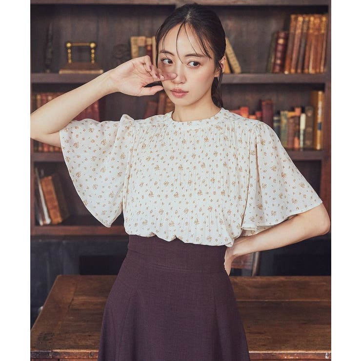 マジョリカプリーツ半袖ブラウス | earth music&ecology  | 詳細画像1 