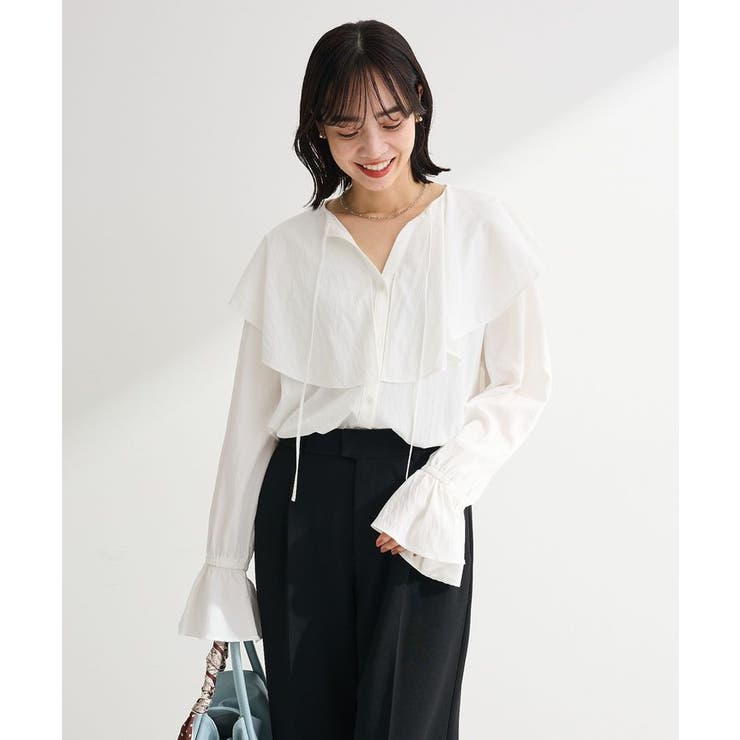 オフホワイト | ラッフルブラウス | Green Parks 
