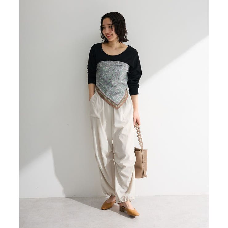 表面感サテンタックパンツ | Green Parks  | 詳細画像2 