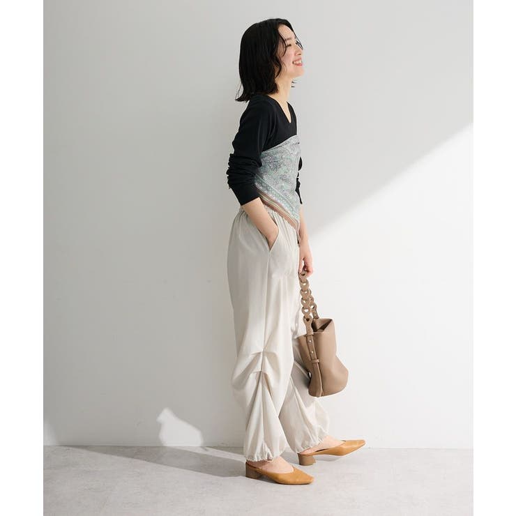 表面感サテンタックパンツ | Green Parks  | 詳細画像3 