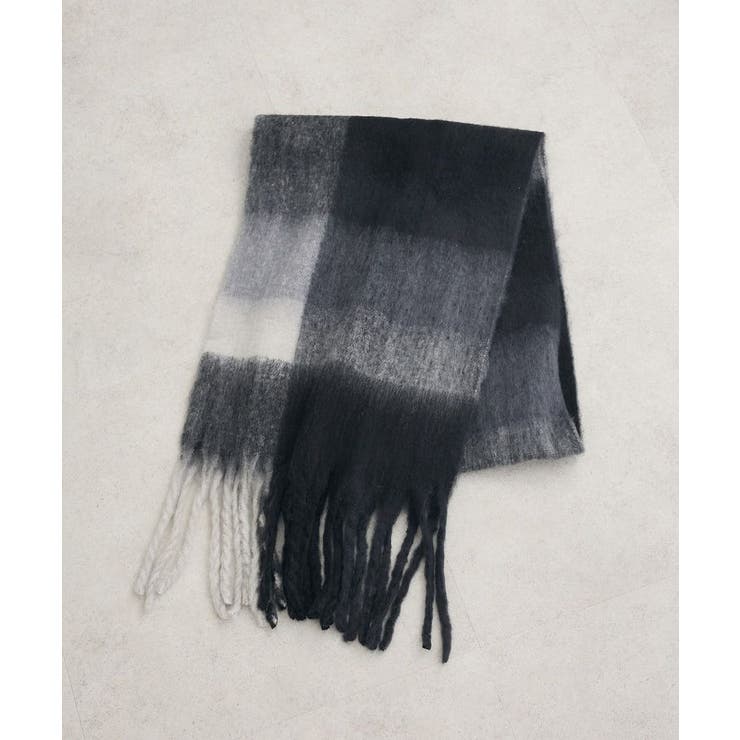 VELNUS】Mohair touch gradation-like volume check muffler