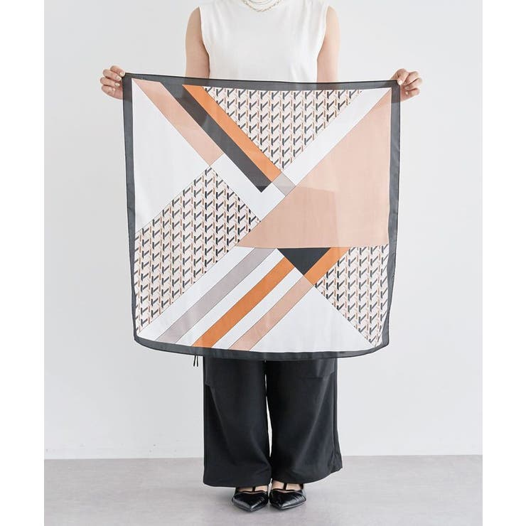 ・ジオメトリーパターンスカーフ 70×70 | Green Parks  | 詳細画像3 