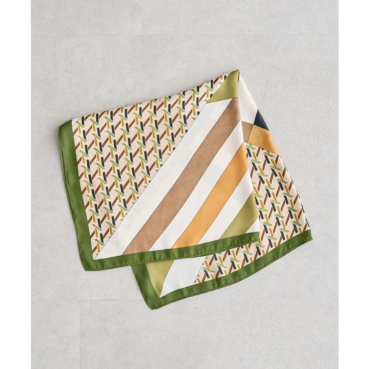 グリーン | ・ジオメトリーパターンスカーフ 70×70 | Green Parks 