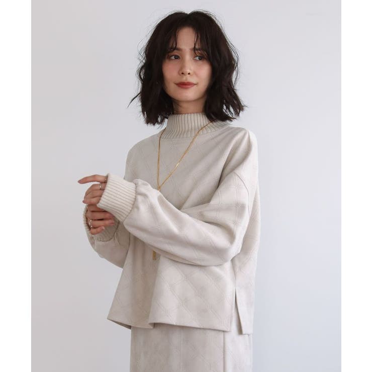 アイボリー | ・ELENCARE DUE エンボスプルオーバー | Green Parks 