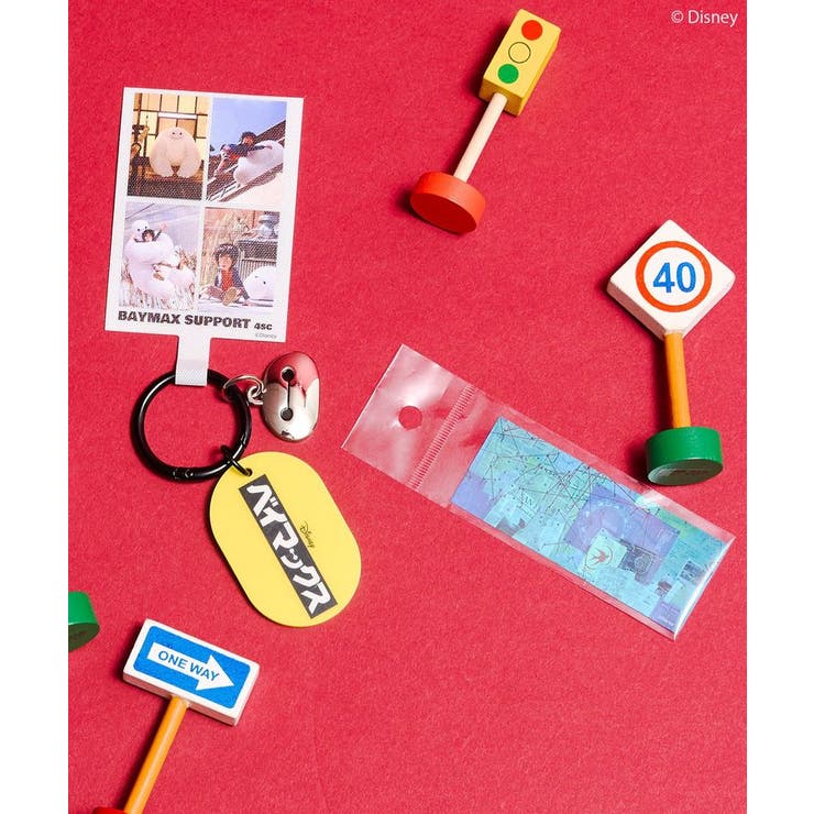 イエロー | 【BAYMAX】スマホタブチャーム＋シールSET | AMERICAN HOLIC