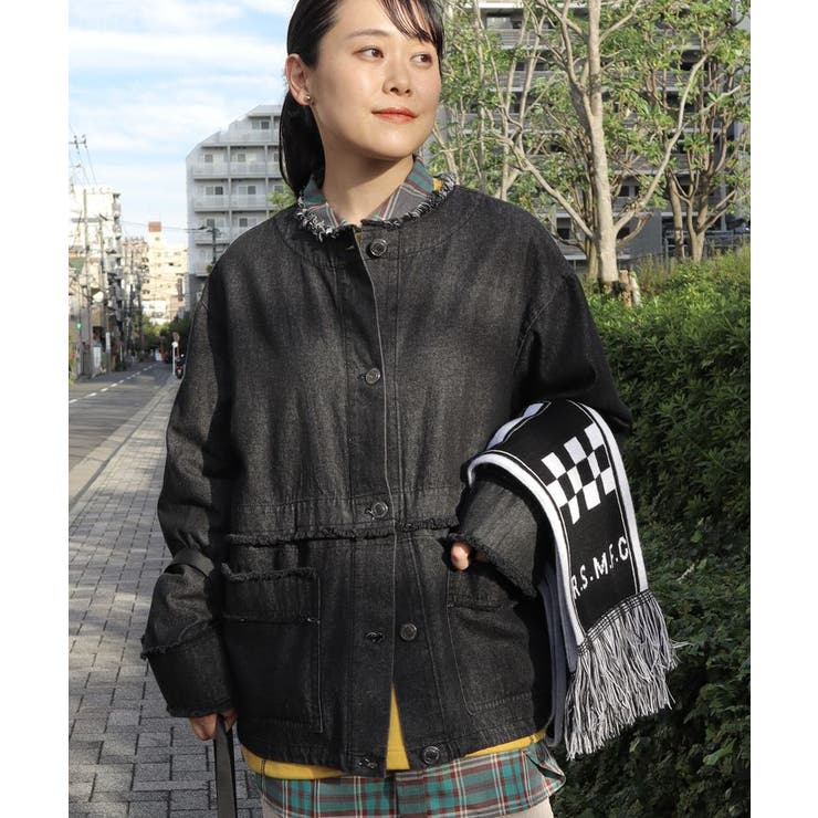 ブラック