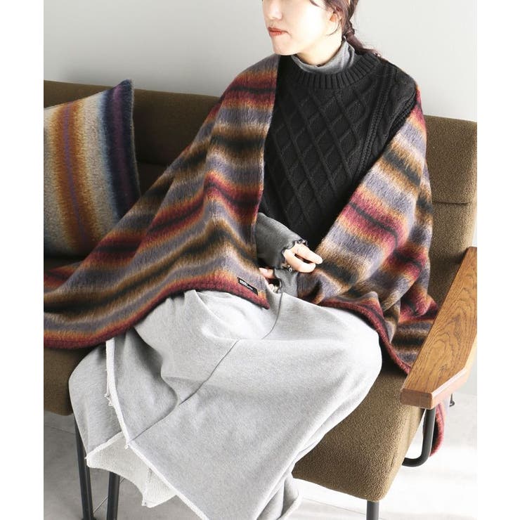 woolrich エリケープダウンポンチョ woolrich エリケープダウンポンチョ