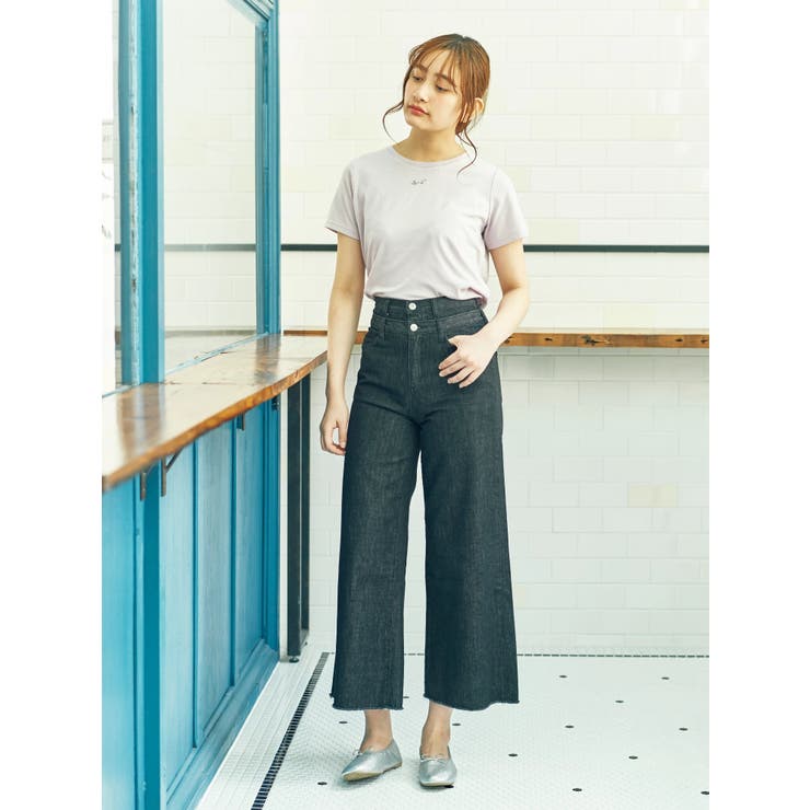 広瀬すず コラボ ダブルウエストワイドデニムパンツ 品番 Emew Earth Music Ecology アースミュージックアンドエコロジー のレディースファッション通販 Shoplist ショップリスト