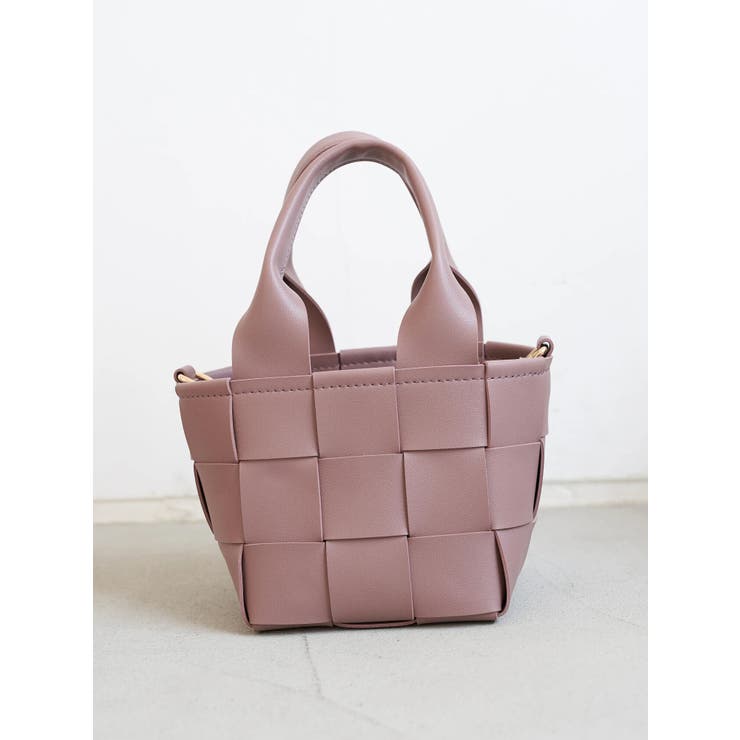 編み込みスクエアショルダーバッグ 品番 Emew0030201 Earth Music Ecology アースミュージックアンドエコロジー のレディースファッション通販 Shoplist ショップリスト