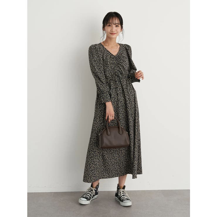 フラワーフロントシャーリングワンピース 品番 Emew Earth Music Ecology アースミュージックアンドエコロジー のレディースファッション通販 Shoplist ショップリスト