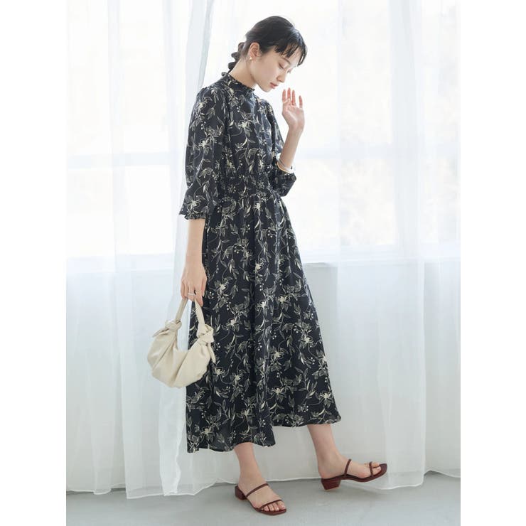 【大人気】SANDRO 花柄 フリルワンピース FUN 黒 白 花柄 長袖ワンピース ワンピース フリルワンピース