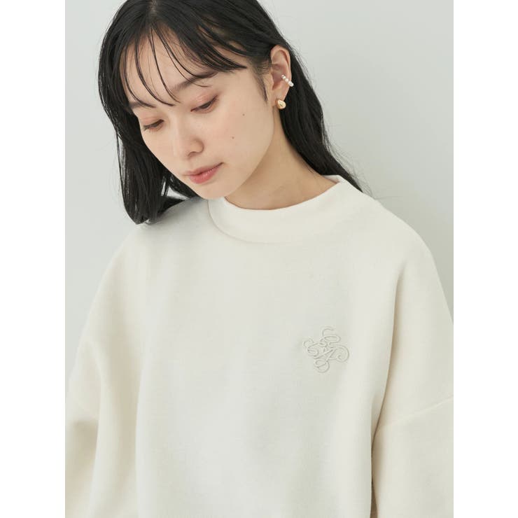ポイントロゴ刺繍スウェット[品番：EMEW0038239]｜earth musicecology （アースミュージックアンドエコロジー  ）のレディースファッション通販｜SHOPLIST（ショップリスト）