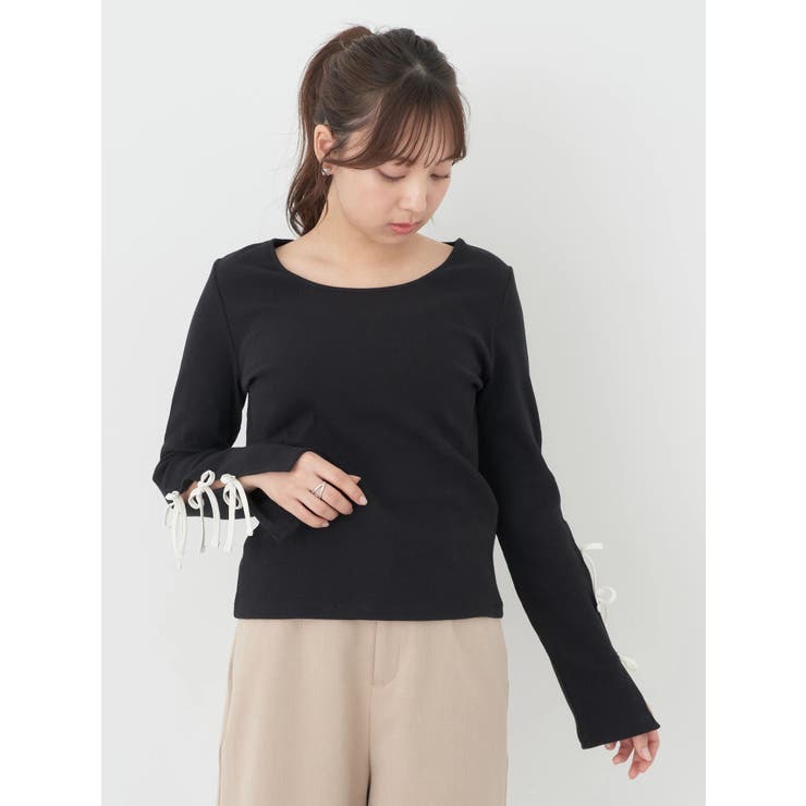 earth music&ecology 黒長袖 こんな