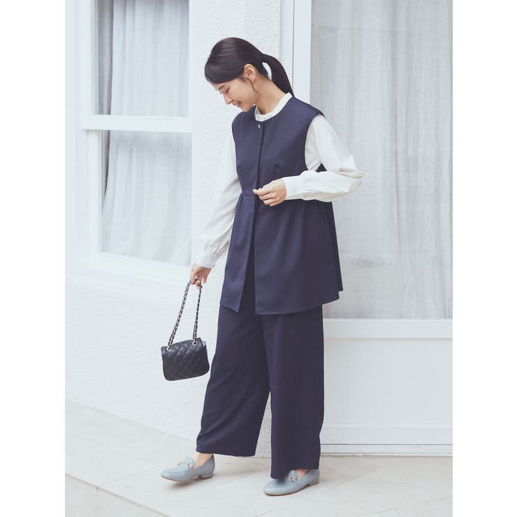 earth music&ecology ネイビー 白き パンツスーツ 1回数時間着用 