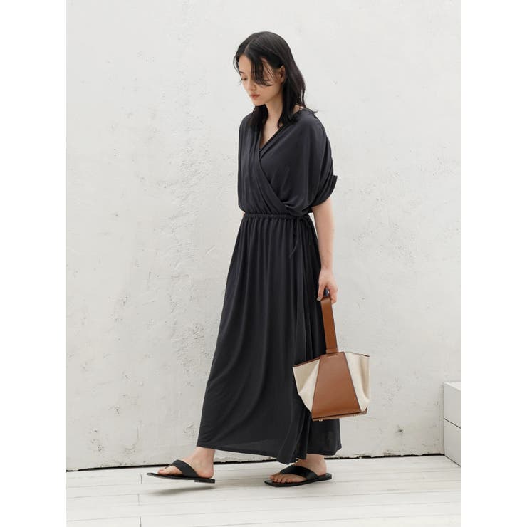 Vネックギャザーカットワンピース 品番 Ehew American Holic アメリカンホリック のレディースファッション通販 Shoplist ショップリスト