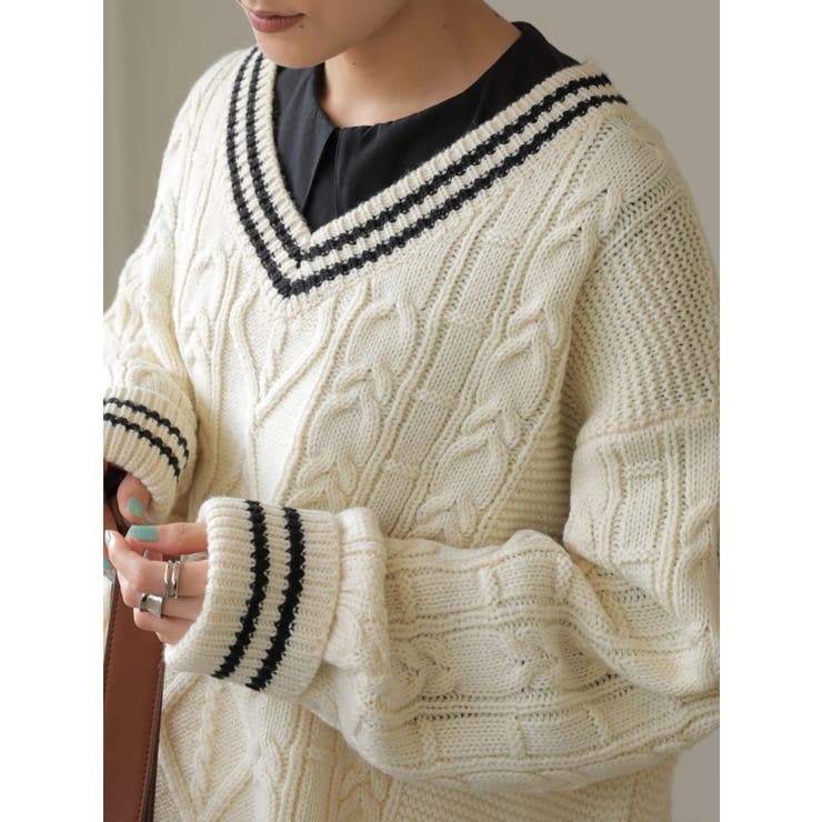 Vネックチルデンケーブルニットプルオーバー[品番：EHEW0031611