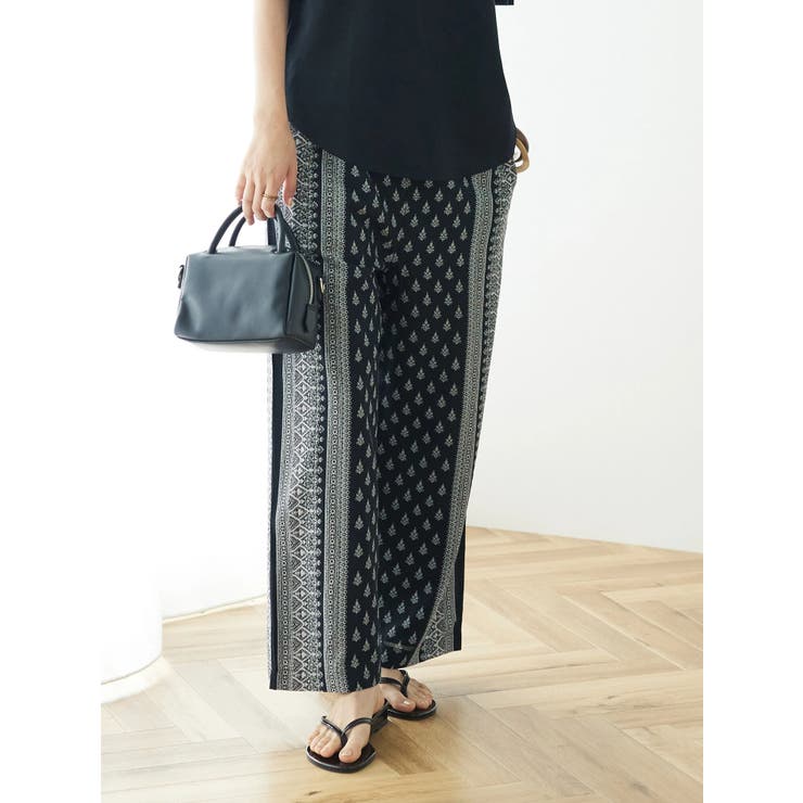 スコットクラブ系列のフェンネルのセリーヌ柄パンツ SIDE CIRCLE CUT PANTS｜SKIRT/PANTS(スカート/パンツ)｜CLANE