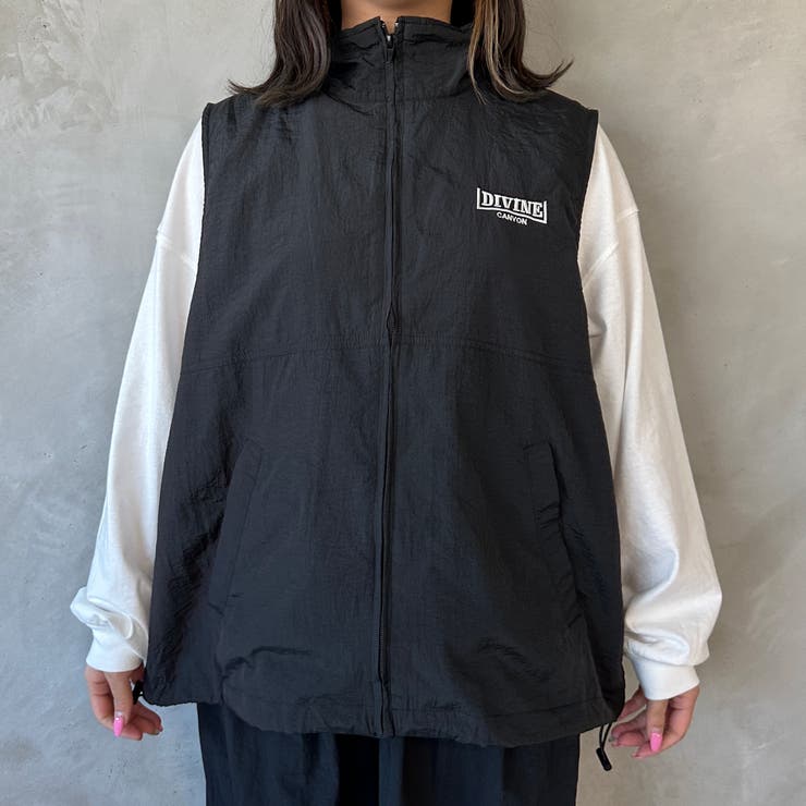 kutir】【2サイズ展開】刺繍ロゴナイロンベスト[品番