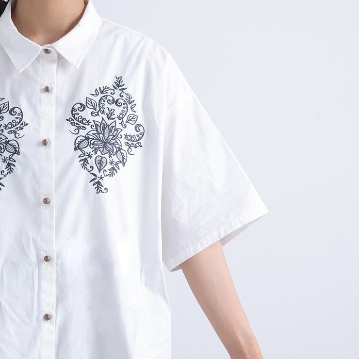 期間限定セール！【美品】kolor 襟刺繍シャツ size4 刺繍