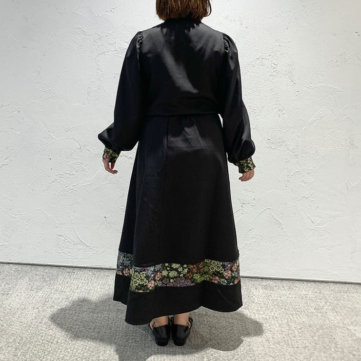 kutir】【クティールとレトロ】セットアップ可能 ジャガード