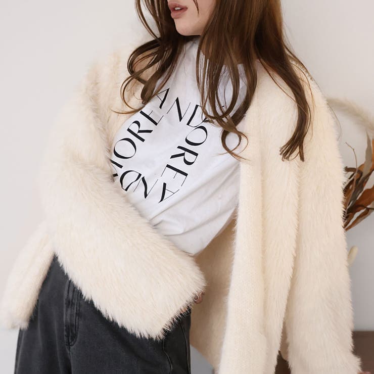 【人気完売品✨】メゾンドドルチェ ファーリーニット カーディガン 白 2024 2026年最新】maison de dolce ファーリーの人気アイテム - メルカリ