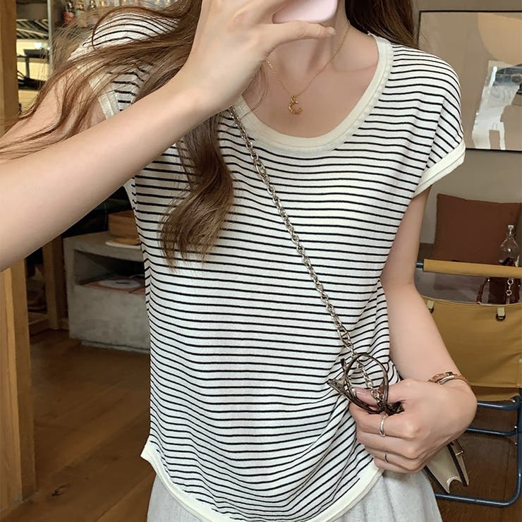 ボーダーアイボリー | ニットセーター【韓国ファッション】 | Girly Doll