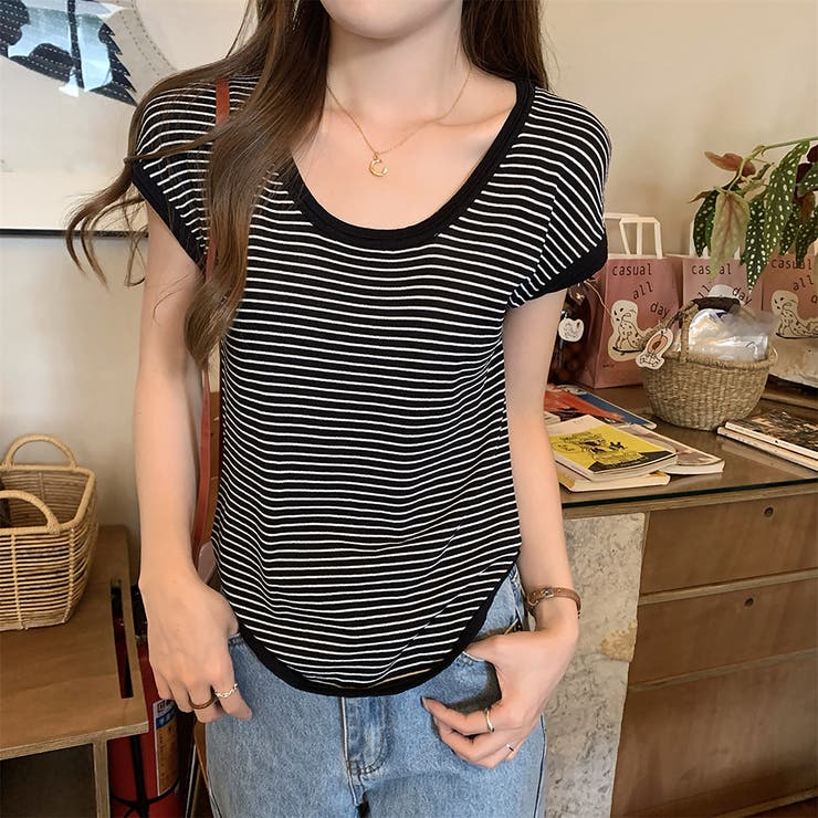 ボーダーブラック | ニットセーター【韓国ファッション】 | Girly Doll