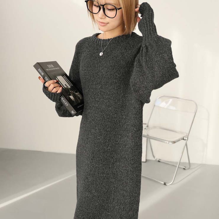 チャコール | 指ぬきボリューム袖クルーメランジニットワンピース | Girly Doll
