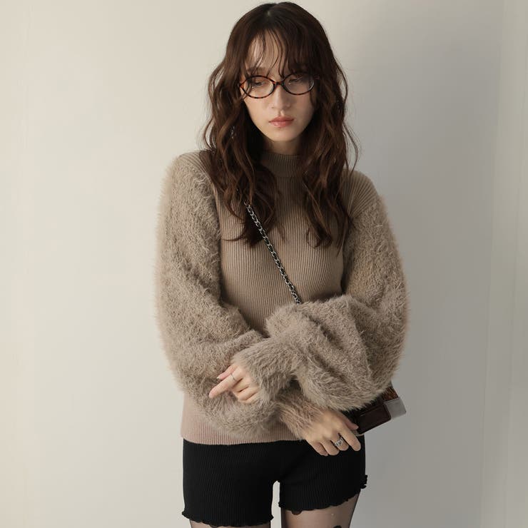 モカ | 袖フェザーハイネックPO | Girly Doll