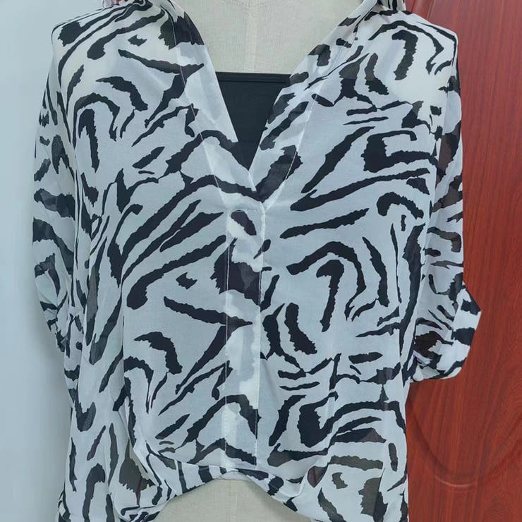 ホワイトB | シャツ【韓国ファッション】 | Girly Doll