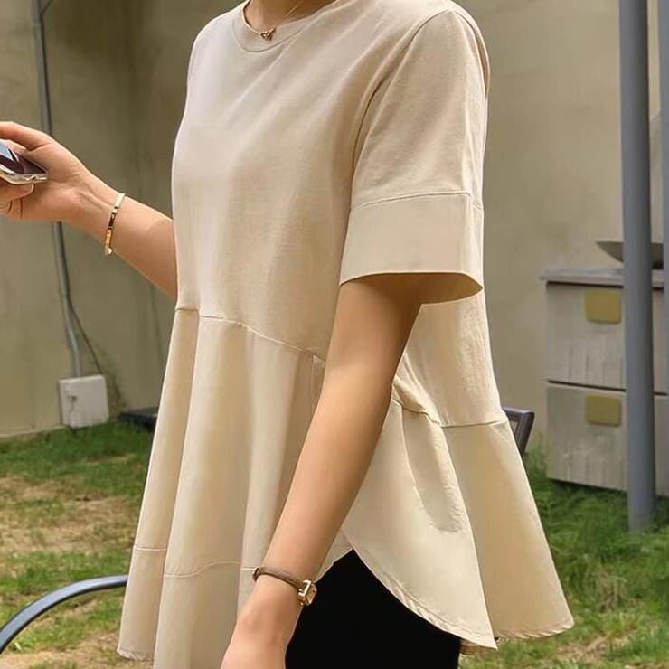 裾フレア白Tシャツフリーサイズ