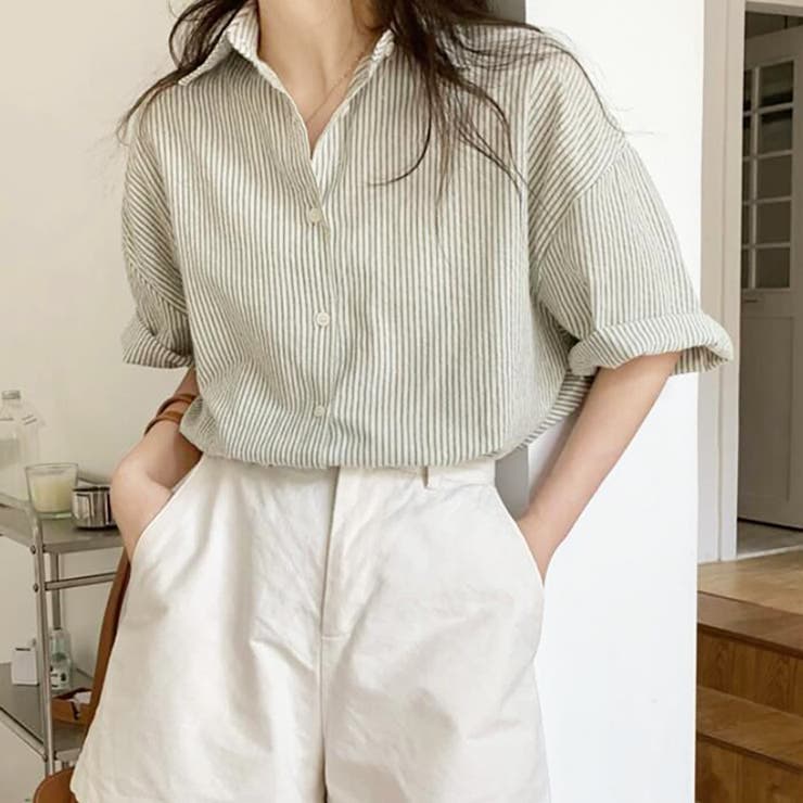 Sheglit♡ストライプ ブラウン シャツ 半袖 ONCILY（オンシェリー）の「HEART EMBROIDERY STRIPE SHIRT