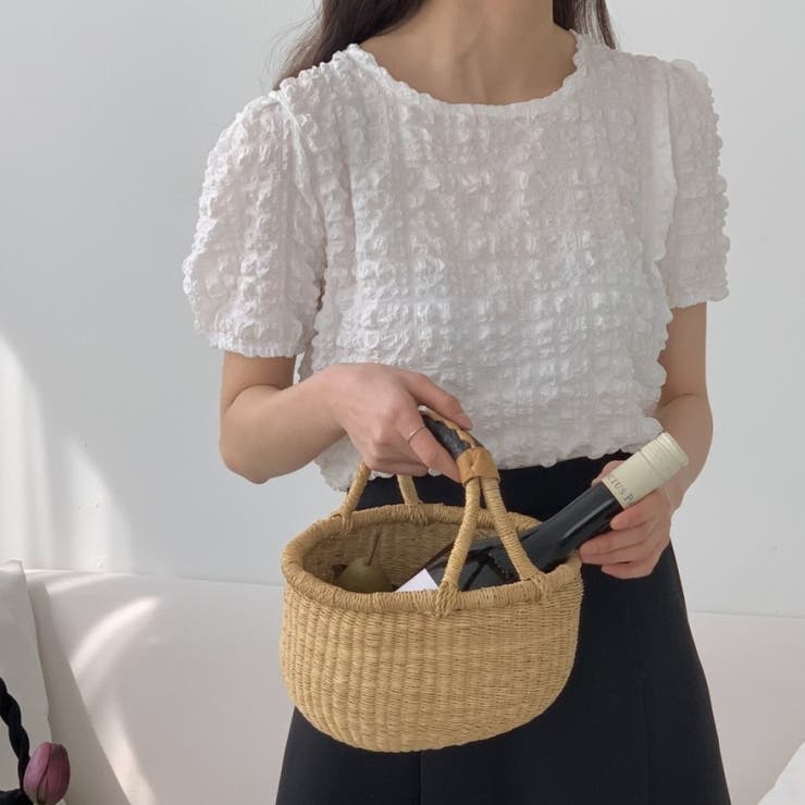 即、こなれ感。クルーネックくしゅくしゅチェックブラウス