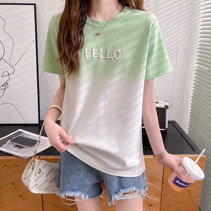 ラウンドネックHELLO刺繍グラデーションTシャツ【韓国
