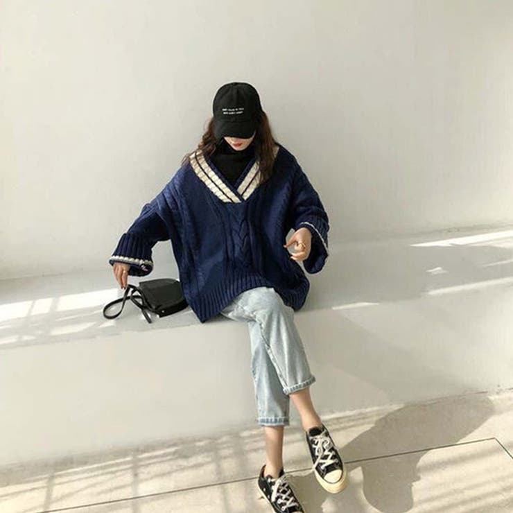 Vネックラインケーブルニットセーター【韓国ファッション】[品番