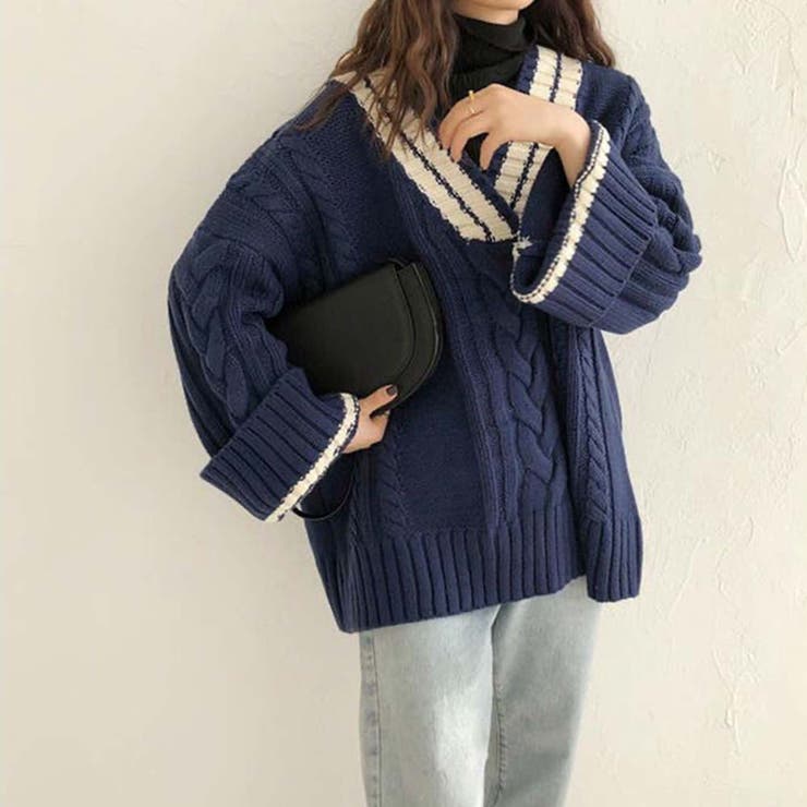 Vネックラインケーブルニットセーター【韓国ファッション】[品番