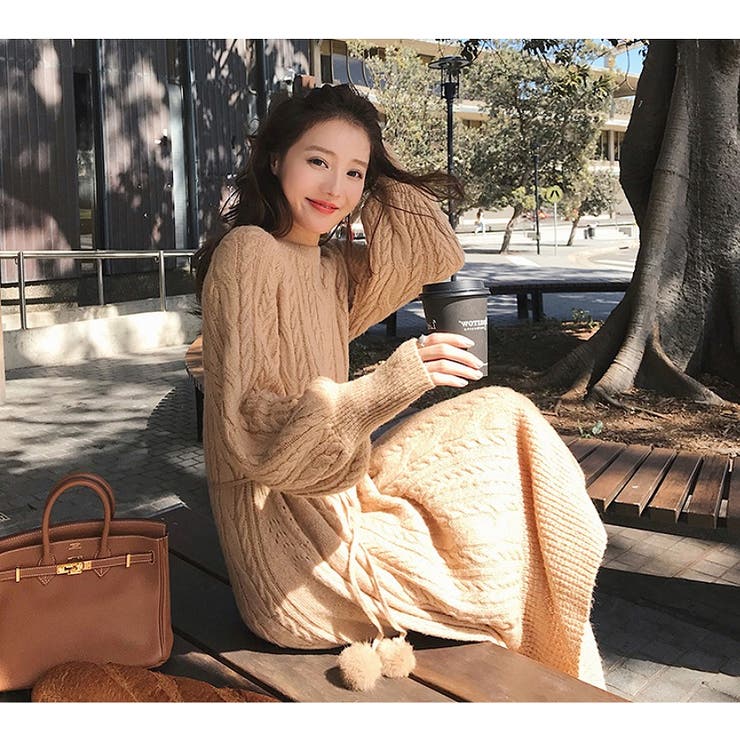 大人気?ざっくりケーブルニットワンピース 韓国 秋服 冬服 ニット ワンピー~ ケーブルニットワンピース【韓国ファッション】[品番：ZJ000010500