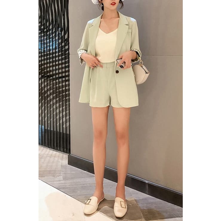 セットアップ トップス ショートパンツ フェミニン 韓国 SALE ジャケット＆ショートパンツセットアップ【韓国ファッション