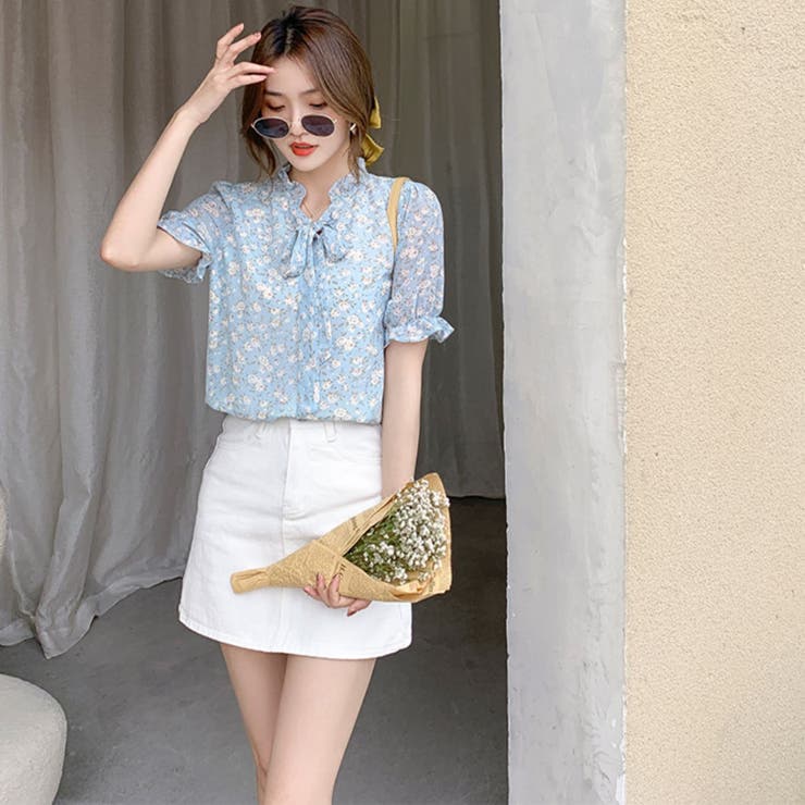 ボウタイリボンパフスリーブフリル半袖花柄シフォンブラウス