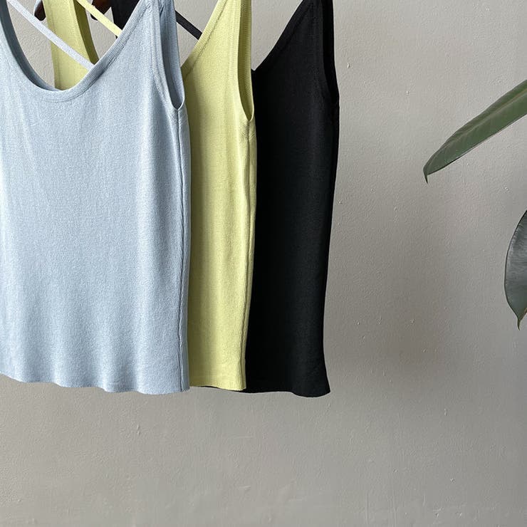 韓国 SATUR】Unbalance Neck Line Layered Sleeveless Top