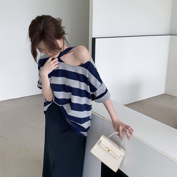 ボーダーズ♡アシンメトリーTEE アシンメトリーネックボーダーTシャツ【韓国ファッション】[品番