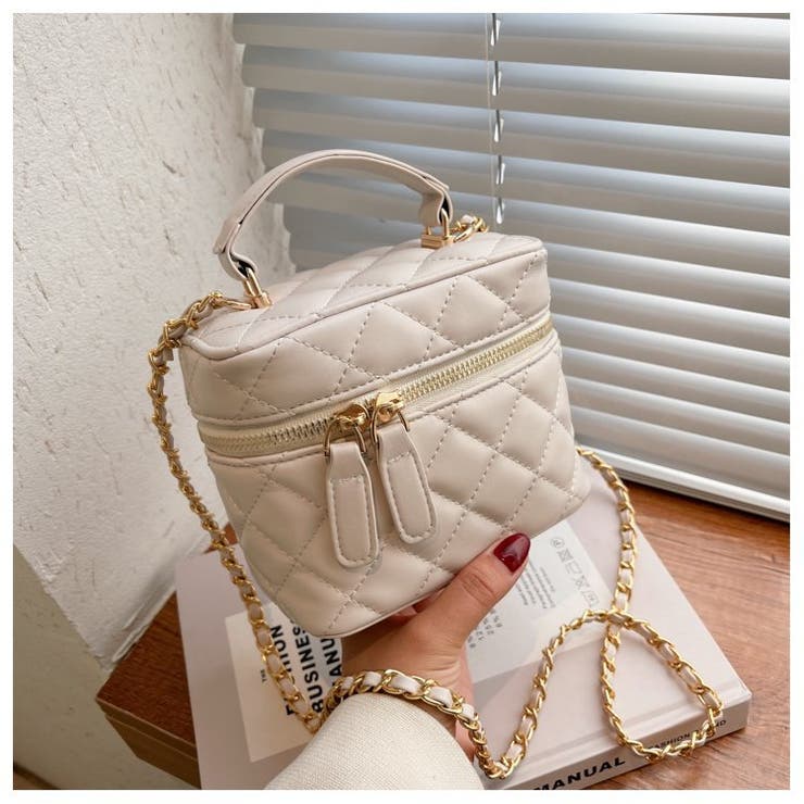 美品】ダイアナ DIANA クリアチェーンショルダーバッグ スタッズ